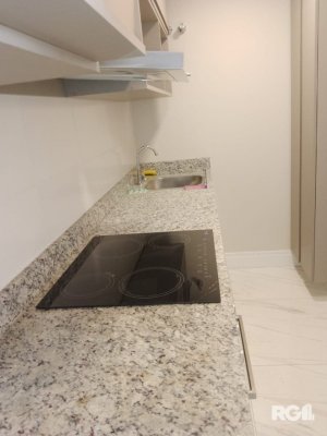 Apartamento com 45m², 1 dormitório no bairro Petrópolis em Porto Alegre para Alugar