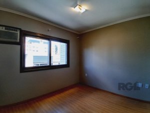 Apartamento com 75m², 2 dormitórios no bairro Petrópolis em Porto Alegre para Alugar