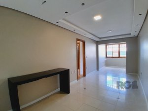 Apartamento com 75m², 2 dormitórios no bairro Petrópolis em Porto Alegre para Alugar