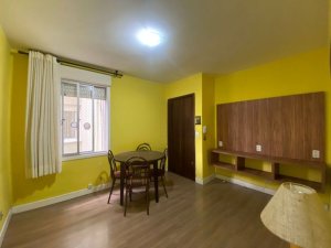 Apartamento com 54m², 2 dormitórios no bairro Petrópolis em Porto Alegre para Alugar