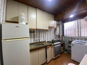 Apartamento com 54m², 2 dormitórios no bairro Petrópolis em Porto Alegre para Alugar