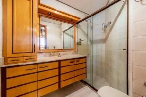 Cobertura com 191m², 3 dormitórios no bairro Petrópolis em Porto Alegre para Alugar