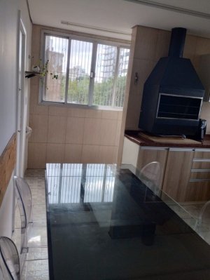 Apartamento com 93m², 2 dormitórios no bairro Petrópolis em Porto Alegre para Alugar