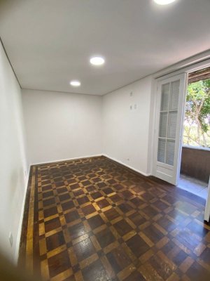 Apartamento com 93m², 2 dormitórios no bairro Petrópolis em Porto Alegre para Alugar