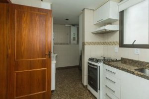 Apartamento com 92m², 3 dormitórios no bairro Petrópolis em Porto Alegre para Alugar