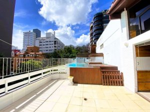Cobertura com 350m², 4 dormitórios no bairro Petrópolis em Porto Alegre para Alugar