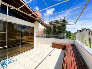Cobertura com 350m², 4 dormitórios no bairro Petrópolis em Porto Alegre para Alugar