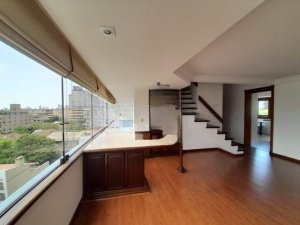 Apartamento com 287m², 3 dormitórios no bairro Floresta em Porto Alegre para Alugar