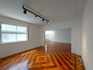 Apartamento com 200m², 4 dormitórios no bairro Moinhos de Vento em Porto Alegre para Alugar