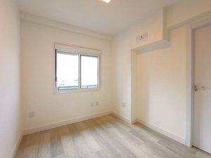 Apartamento com 70m², 2 dormitórios no bairro Moinhos de Vento em Porto Alegre para Alugar