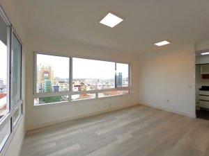 Apartamento com 70m², 2 dormitórios no bairro Moinhos de Vento em Porto Alegre para Alugar