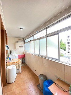 Apartamento com 120m², 3 dormitórios no bairro Floresta em Porto Alegre para Alugar
