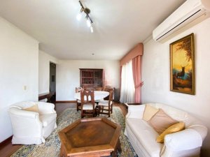 Apartamento com 120m², 3 dormitórios no bairro Floresta em Porto Alegre para Alugar