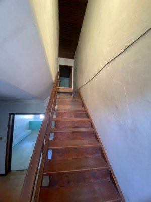 Casa com 220m², 3 dormitórios no bairro Farroupilha em Porto Alegre para Alugar