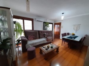 Apartamento com 70m², 2 dormitórios no bairro São Geraldo em Porto Alegre para Alugar