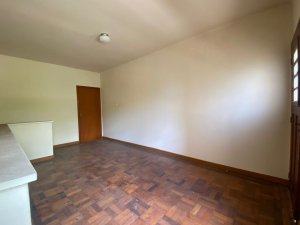 Casa com 85m², 2 dormitórios no bairro Bom Fim em Porto Alegre para Alugar