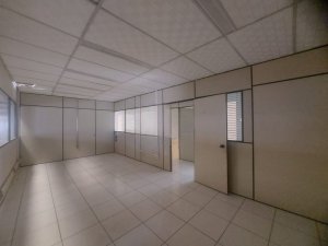 Galpão com 4.000m² no bairro Navegantes em Porto Alegre para Alugar