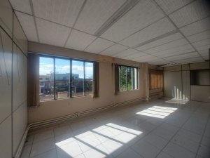 Galpão com 4.000m² no bairro Navegantes em Porto Alegre para Alugar