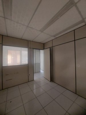 Galpão com 4.000m² no bairro Navegantes em Porto Alegre para Alugar