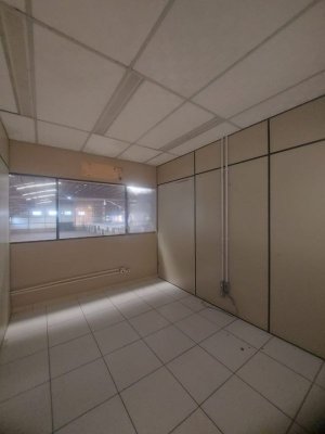 Galpão com 4.000m² no bairro Navegantes em Porto Alegre para Alugar