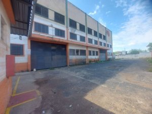 Galpão com 4.000m² no bairro Navegantes em Porto Alegre para Alugar