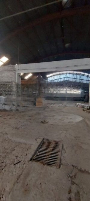 Galpão com 1.660m² no bairro Menino Deus em Porto Alegre para Alugar