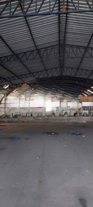 Galpão com 1.660m² no bairro Menino Deus em Porto Alegre para Alugar