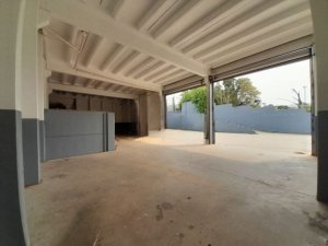 Galpão com 780m² no bairro Jardim Itu em Porto Alegre para Alugar