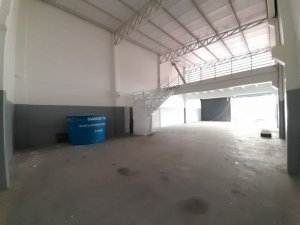 Galpão com 780m² no bairro Jardim Itu em Porto Alegre para Alugar