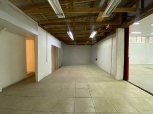 Galpão no bairro Partenon em Porto Alegre para Alugar