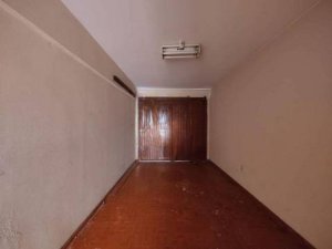 Casa com 170m², 2 dormitórios no bairro Floresta em Porto Alegre para Alugar