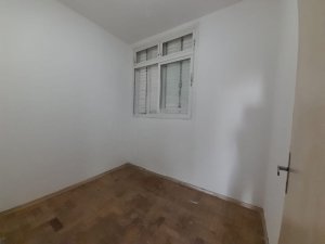 Casa com 170m², 2 dormitórios no bairro Floresta em Porto Alegre para Alugar