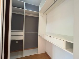 Apartamento com 78m², 2 dormitórios no bairro Santa Cecília em Porto Alegre para Alugar