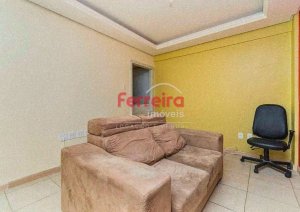 Apartamento com 47m², 1 dormitório no bairro Floresta em Porto Alegre para Alugar