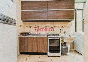 Apartamento com 47m², 1 dormitório no bairro Floresta em Porto Alegre para Alugar