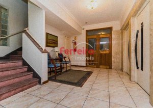 Apartamento com 47m², 1 dormitório no bairro Floresta em Porto Alegre para Alugar