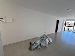 Apartamento com 49m², 1 dormitório no bairro Rio Branco em Porto Alegre para Alugar
