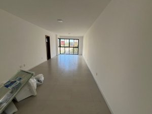 Apartamento com 49m², 1 dormitório no bairro Rio Branco em Porto Alegre para Alugar