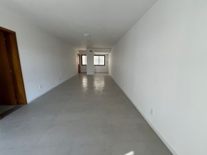 Apartamento com 49m², 1 dormitório no bairro Rio Branco em Porto Alegre para Alugar