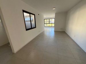 Apartamento com 49m², 1 dormitório no bairro Rio Branco em Porto Alegre para Alugar