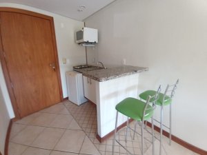 Apartamento com 40m², 1 dormitório no bairro Santana em Porto Alegre para Alugar