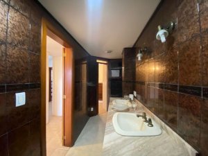 Galpão com 712m² no bairro São Geraldo em Porto Alegre para Alugar