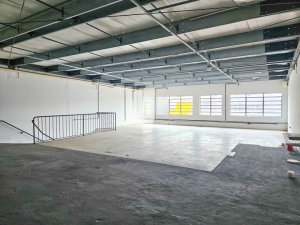 Galpão com 736m² no bairro Navegantes em Porto Alegre para Alugar