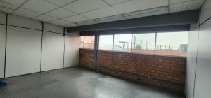 Galpão com 450m² no bairro Navegantes em Porto Alegre para Alugar