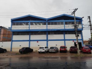 Galpão com 450m² no bairro Navegantes em Porto Alegre para Alugar