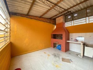 Depósito/Pavilhão com 330m² no bairro Anchieta em Porto Alegre para Alugar