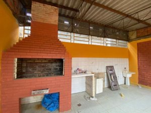 Galpão com 330m² no bairro Anchieta em Porto Alegre para Alugar