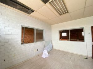 Galpão com 330m² no bairro Anchieta em Porto Alegre para Alugar