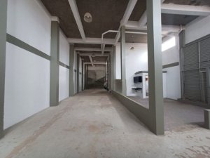 Galpão com 300m² no bairro Navegantes em Porto Alegre para Alugar