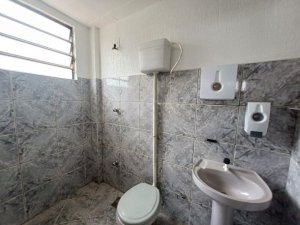 Galpão com 300m² no bairro Navegantes em Porto Alegre para Alugar